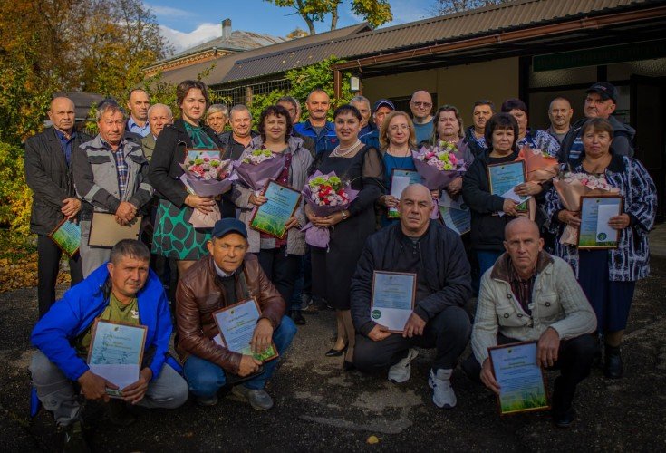 Юбиляры стажа АО