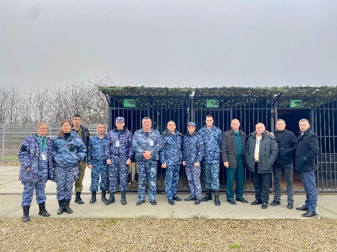 Группа кинологов