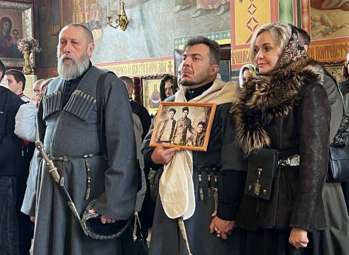 Казаки в храме Сергия Радонежского Усть-Лабинска