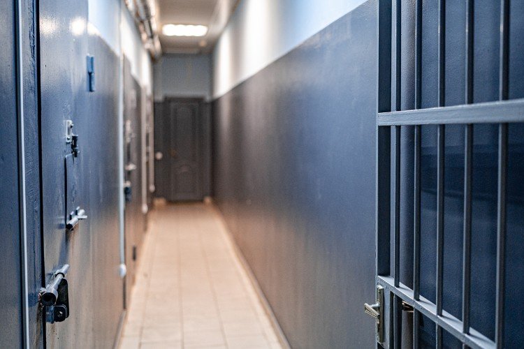 Тюремный коридор