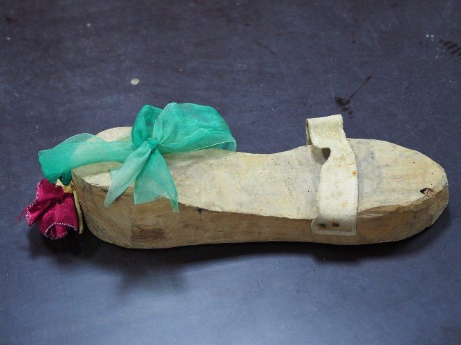 Деревянная колодка