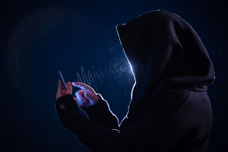 Мошенник с телефоном