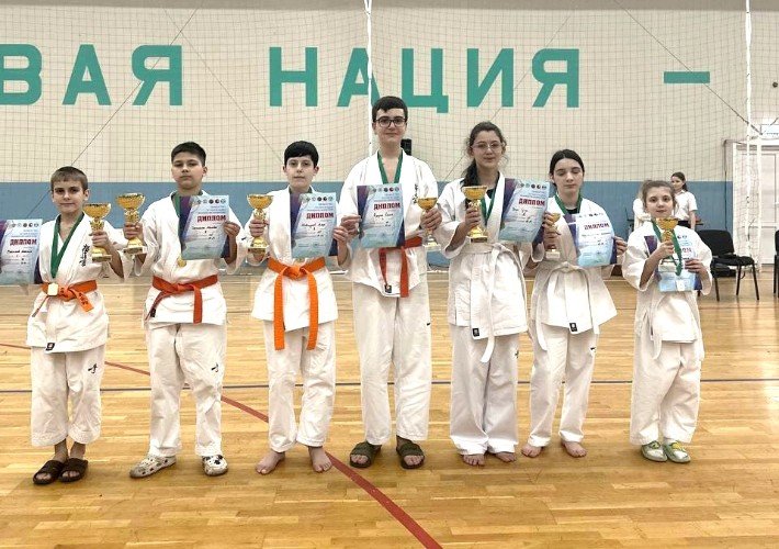 Юные каратисты ЦСЕ «Сокол»