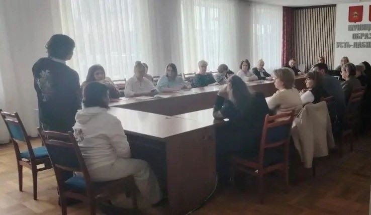 Заседание комиссии по делам несоврешннолетних и защите их прав