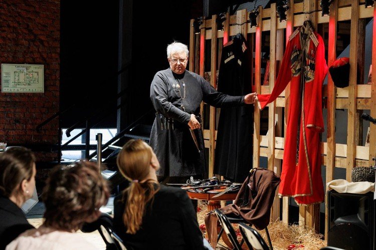 На научно-практической конференции «Кубанское казачество. Театральные практики»