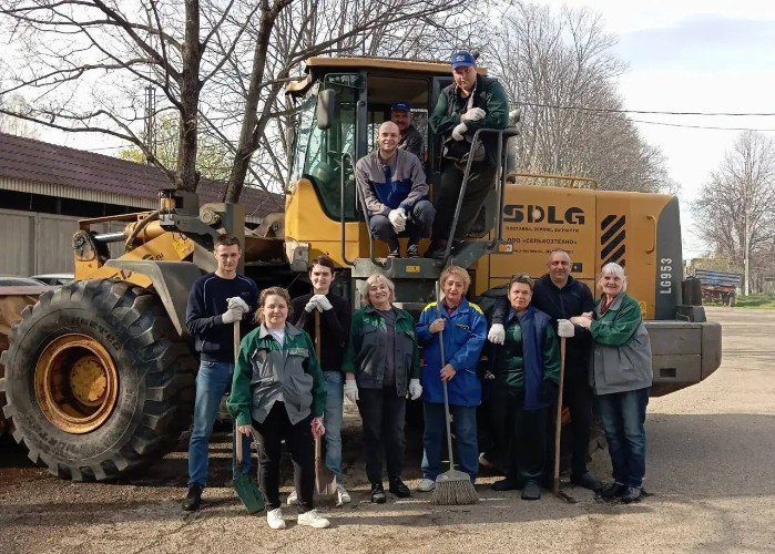 Сотрудники «Прогресс Агро» на субботнике