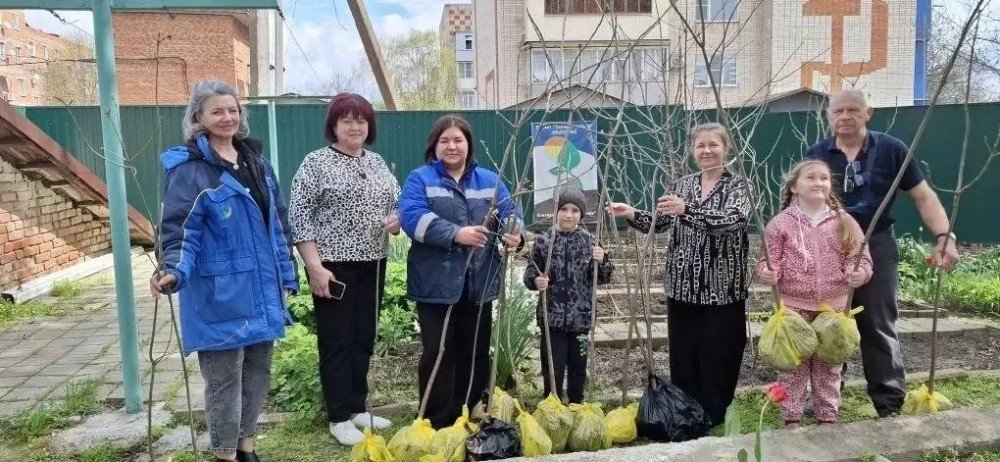 Сотрудники «Прогресс Агро» на субботнике