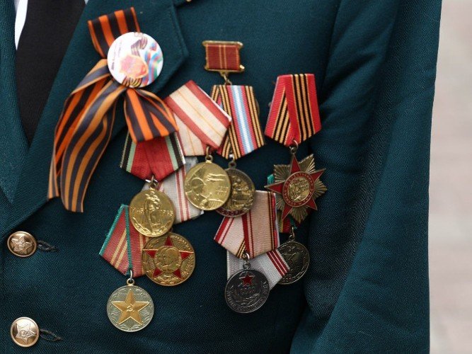 Пиджак с медалями и орденами
