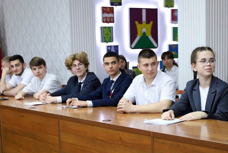 Встреча С.А. Гайнюченко со школьниками Усть-Лабинского района