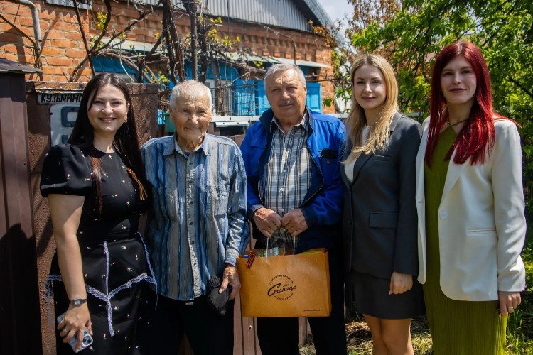 Поздравление ветеранов