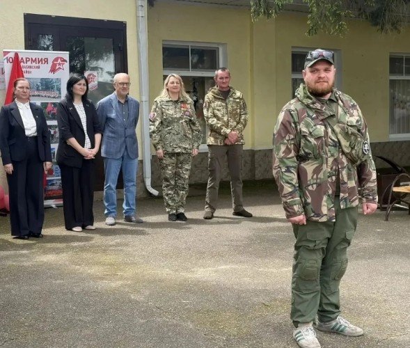 Открытие юнармейской смены в «Топольке»