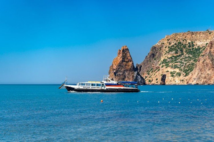 Море в Крыму