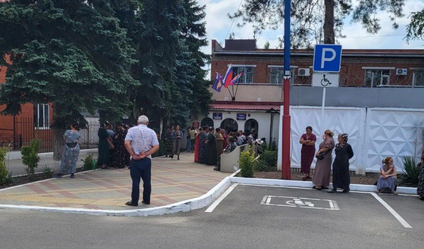 Ловили по полям: более 300 кочевников задержали в Кирпильской
