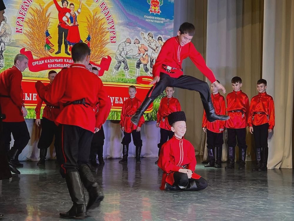 Любо, молодые казаки!