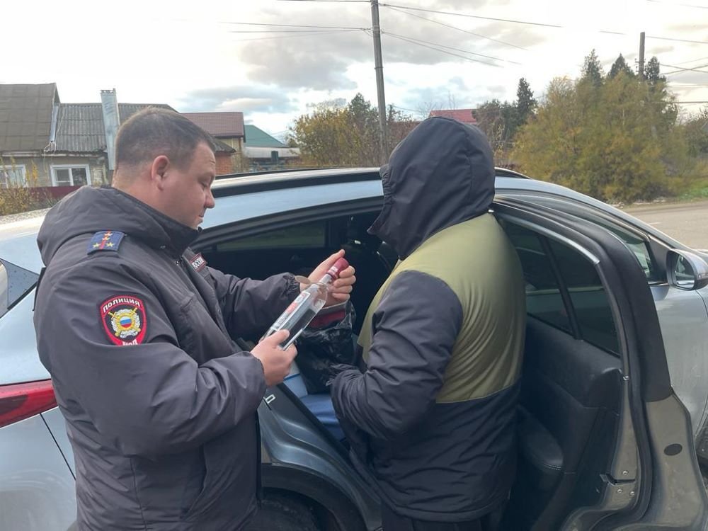 В Усть-Лабинске два ящика водки не доехали до «употребителя»