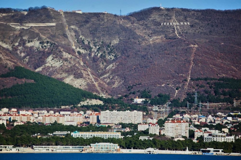 В Геленджике отменили карнавал в честь открытия курортного сезона