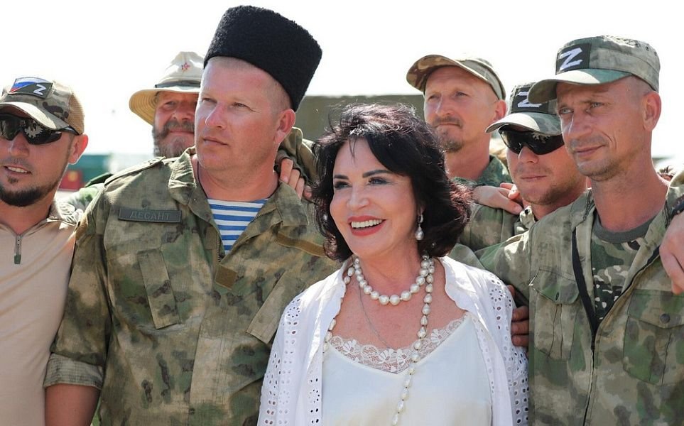 Надежда Бабкина поздравила с первой годовщиной сотрудников специального учебного центра «Кубань»