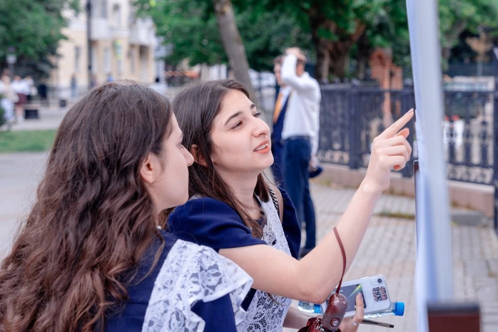 По результатам первого ЕГЭ в Усть-Лабинском районе оказалось три стобалльника