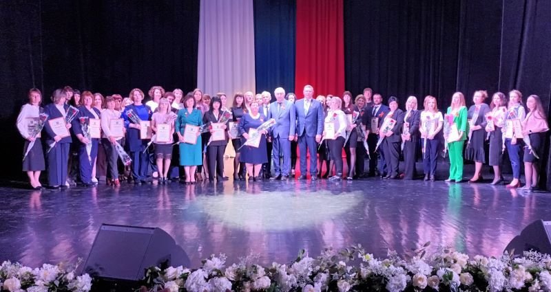 В РДК «Кубань» чествовали сотрудников местного самоуправления
