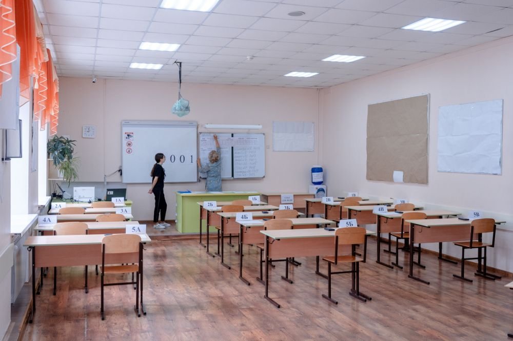 Выпускники Усть-Лабинского района сдали ЕГЭ по биологии и иностранным языкам