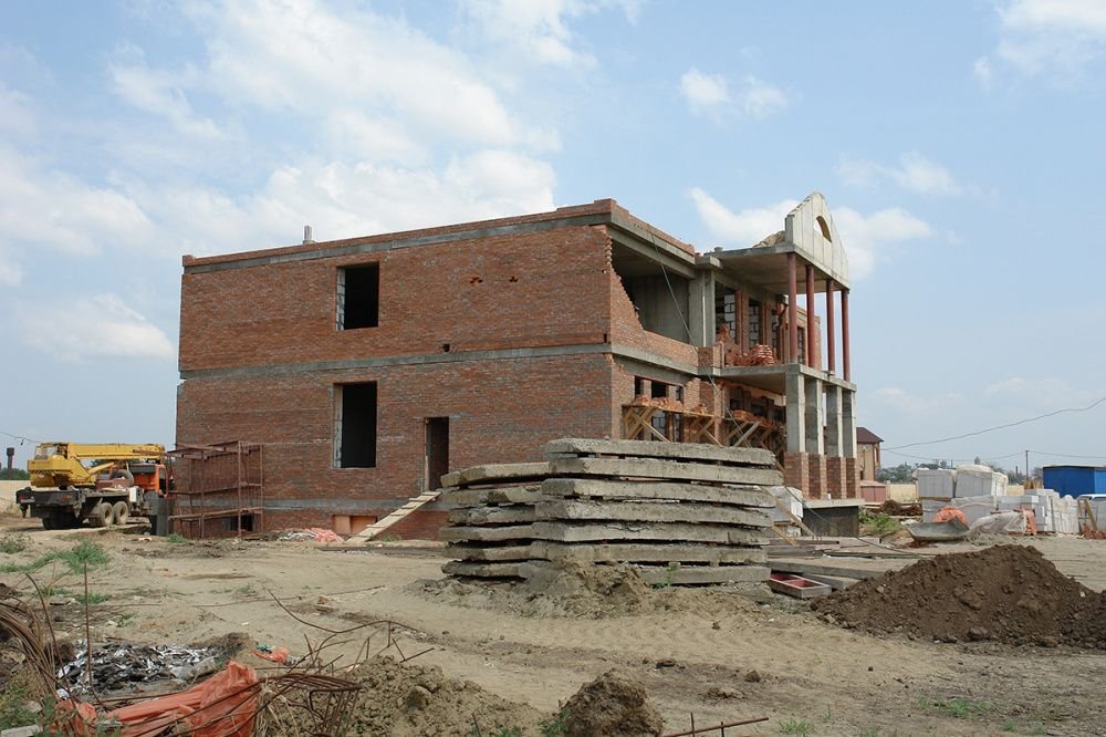 Жители Усть-Лабинска могут получить через Госуслуги разрешение на строительство