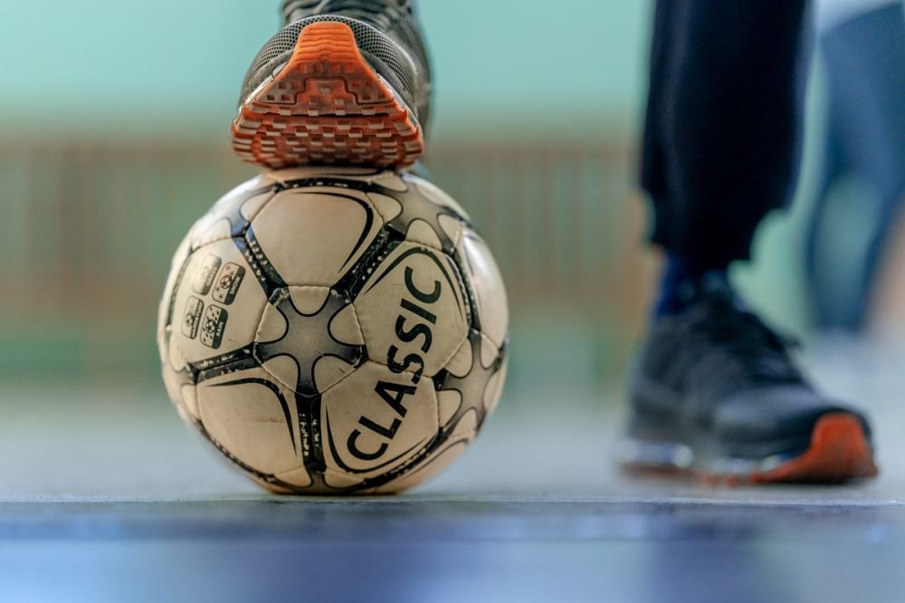 Более 78 тысяч жителей Кубани получили карты болельщика через МФЦ