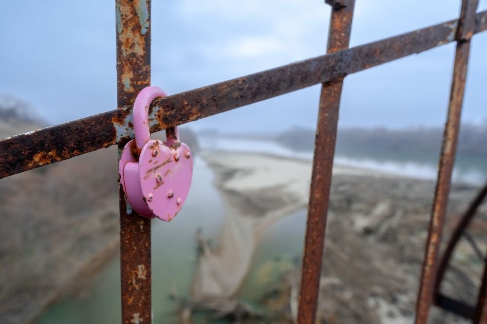 В Усть-Лабинске появилось «свадебное дерево»