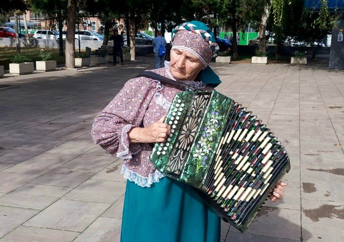 гармонист Екатерина Любимцева