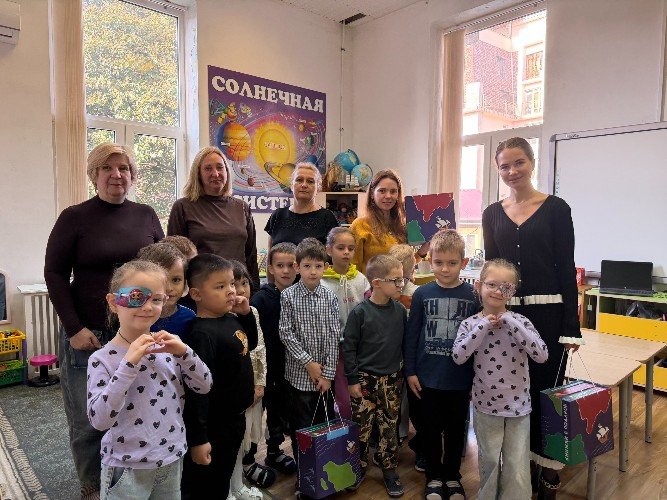 Дети и взрослые