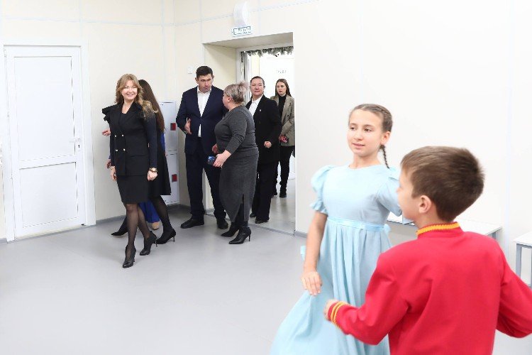 Виктория Лапина в обновлённом ДК в станице Некрасовской