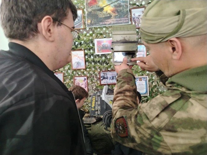 Михаил объясняет