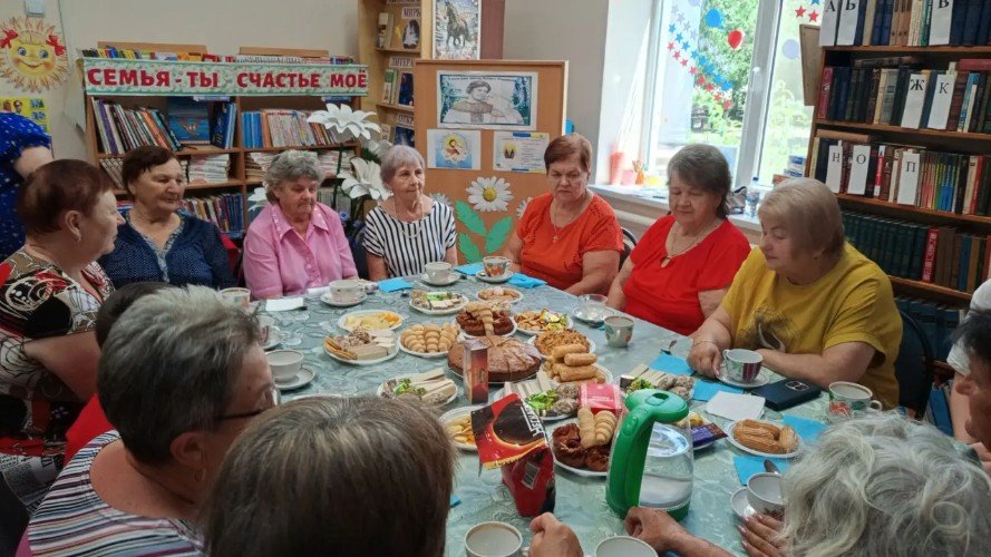 Поседлки с чаепитием