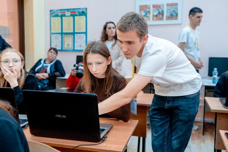 Студенты
