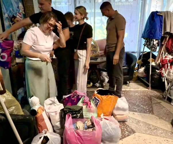 Срртировка вещей для передачи многодетным семьям