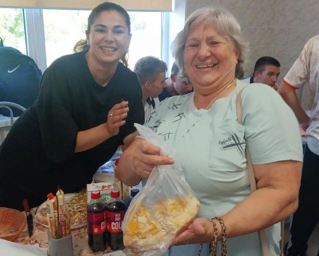 Благотворительная ярмарка в школе