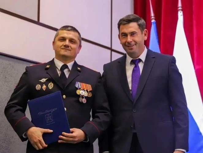 Награждение Дениса Литвинова