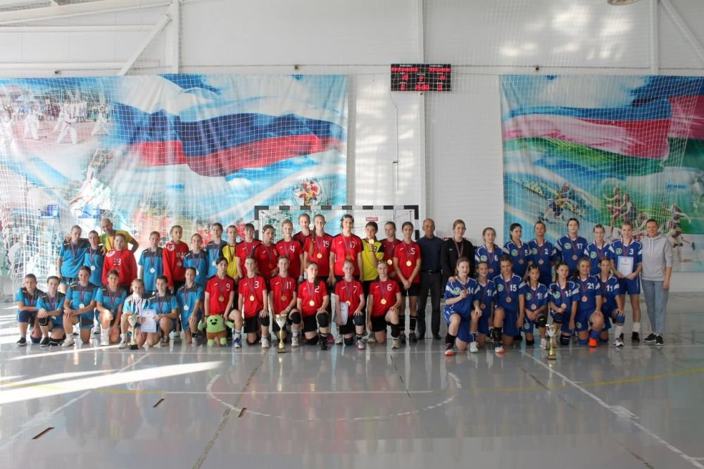 Стали известные результаты первенства Краснодарского края по гандболу среди девочек