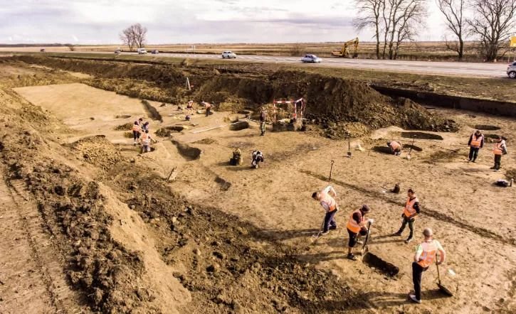 На Кубани при строительстве трассы нашли захоронение древнего воина