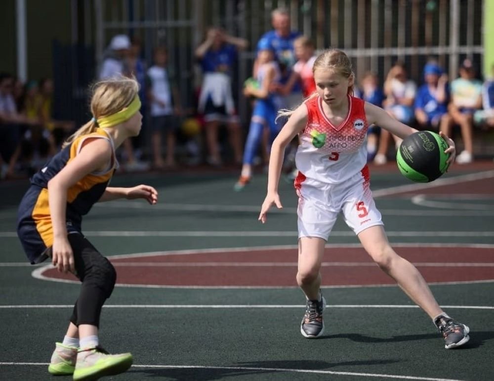 Родители юных баскетболистов из Усть-Лабинска поблагодарили «Прогресс Агро» и администрацию за помощь