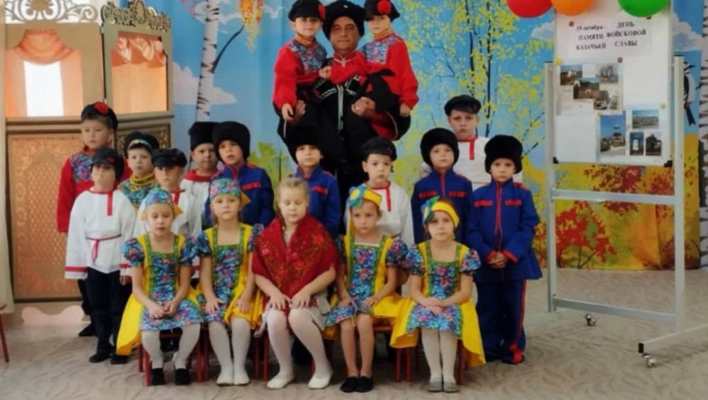 В посёлке Двубратском прошёл праздник в честь дня памяти войсковой казачьей славы