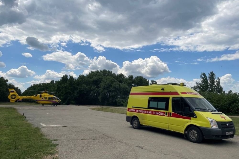 Устьлабинку, пострадавшую от бывшего ухажёра, доставили в Краснодар