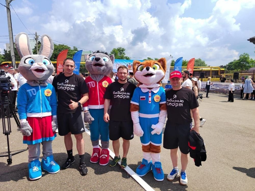 Сборная Усть-Лабинского района приняла участие во Всекубанском казачьем слете