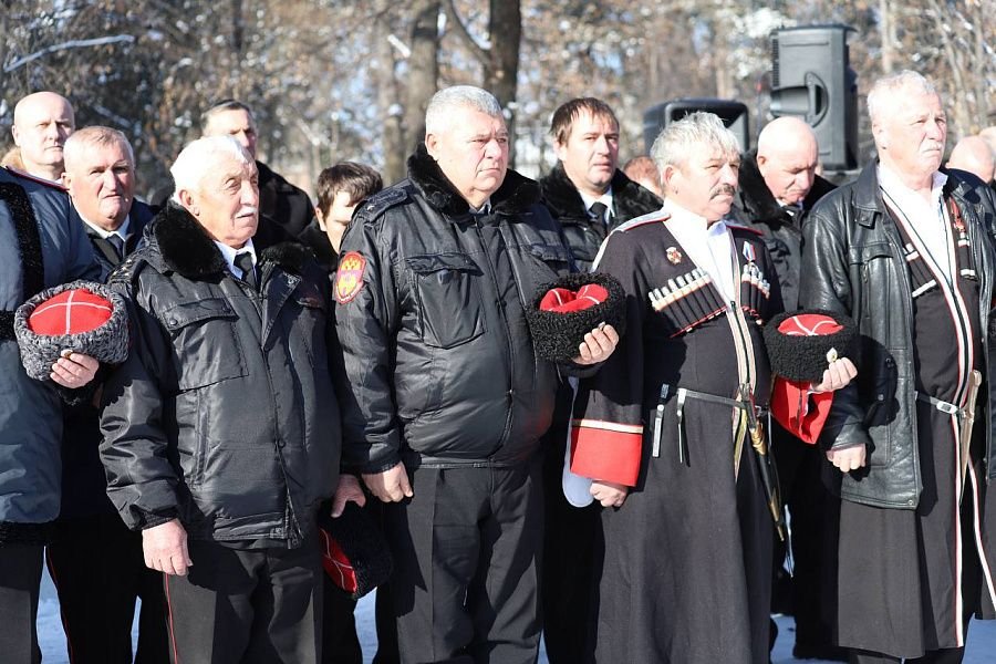 Памяти погибших в годы политических репрессий казаков