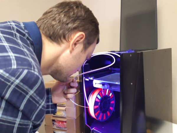 «Прогресс Агро» подарил два 3D-принтера образовательному центру «ТехноСпейс»