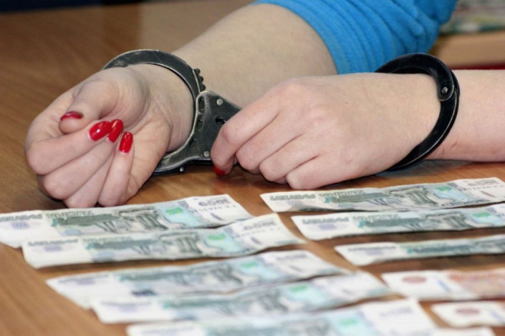 Сходила в гости: злоумышленница похитила 20 тысяч рублей у жительницы Усть-Лабинского района