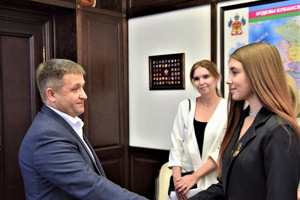 Кубанская гимнастка получила медаль «За выдающийся вклад в развитие Краснодарского края»