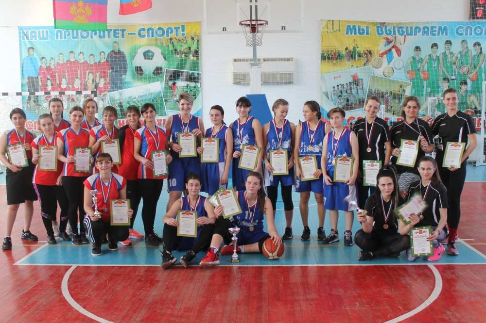 Усть-лабинские баскетболистки стали лучшими в районе