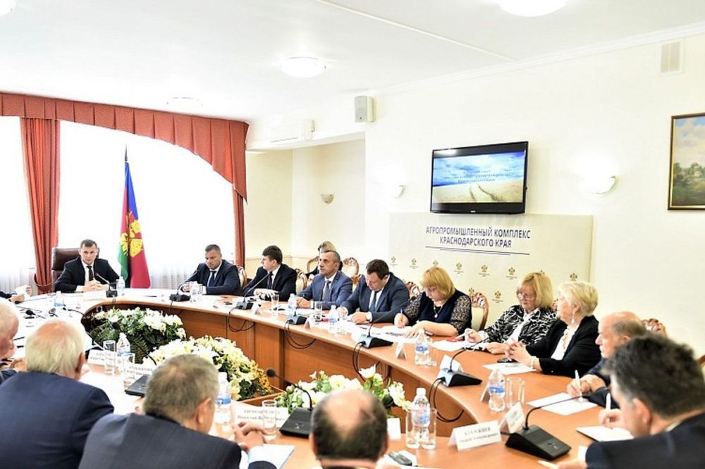 Новые меры поддержки разрабатывают для кубанских предприятий АПК
