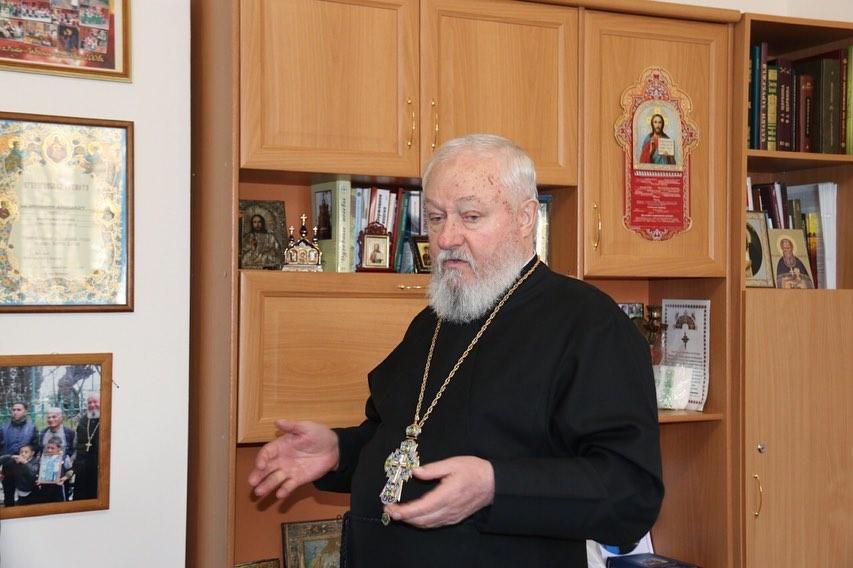 Благочинному церквей Усть-Лабинского округа отцу Александру исполнилось 69 лет