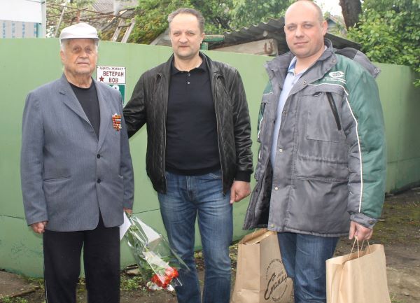 Директор сахарного завода «Свобода» встретился с участником Великой Отечественной войны